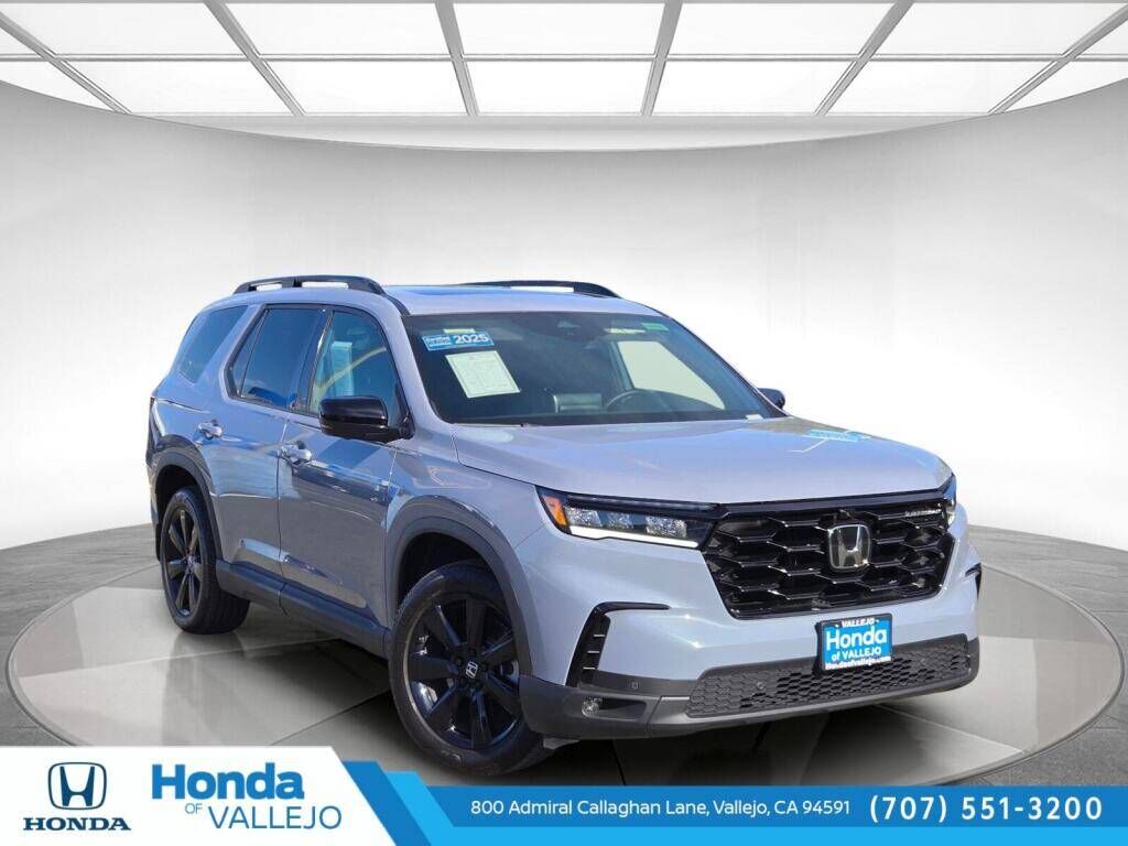 2025 HONDA Pilot