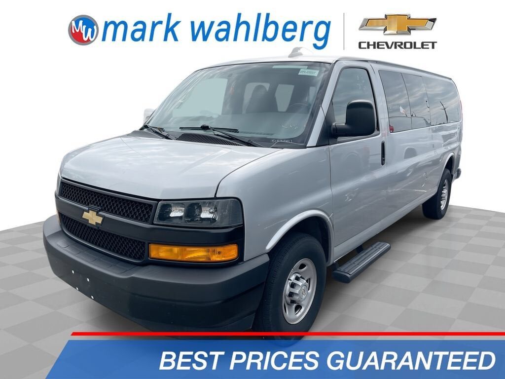 2023 CHEVROLET Express