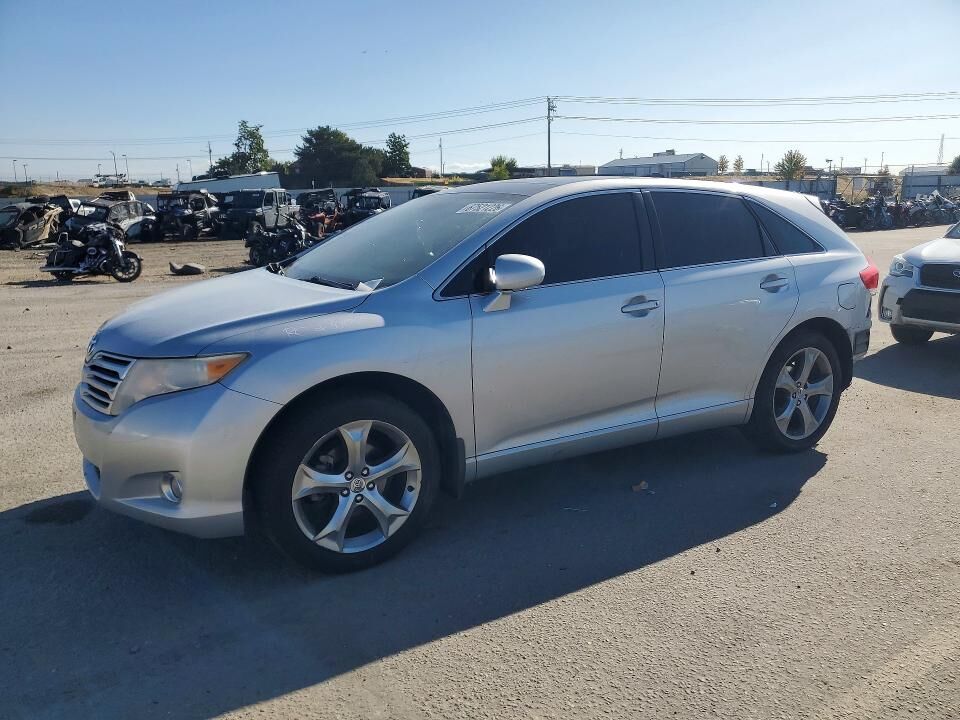 2011 TOYOTA Venza