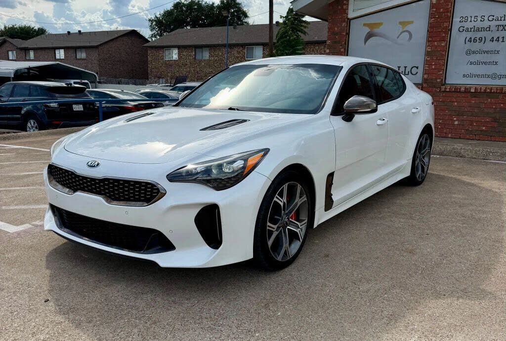 2020 KIA Stinger