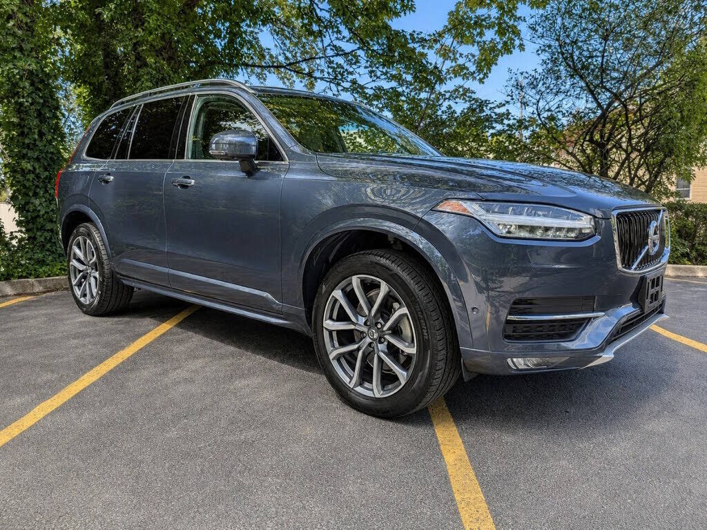 2019 VOLVO XC90