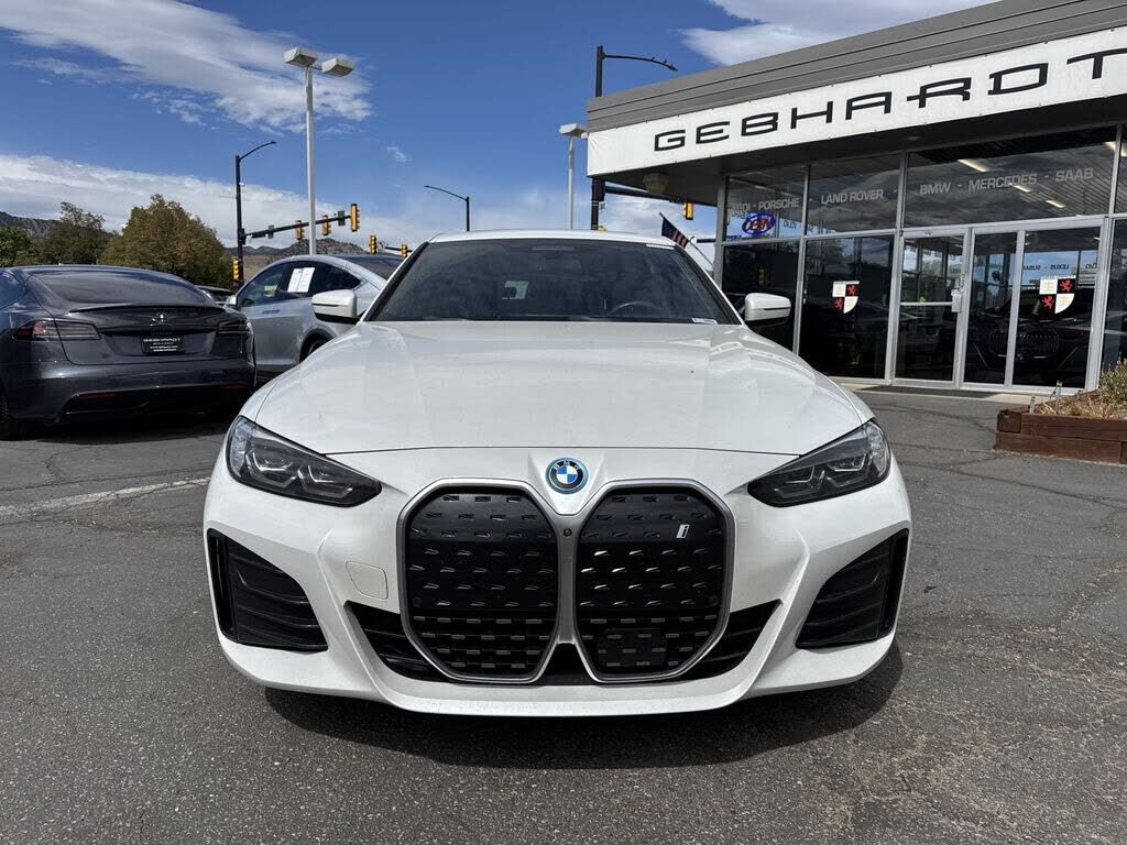 2024 BMW i4