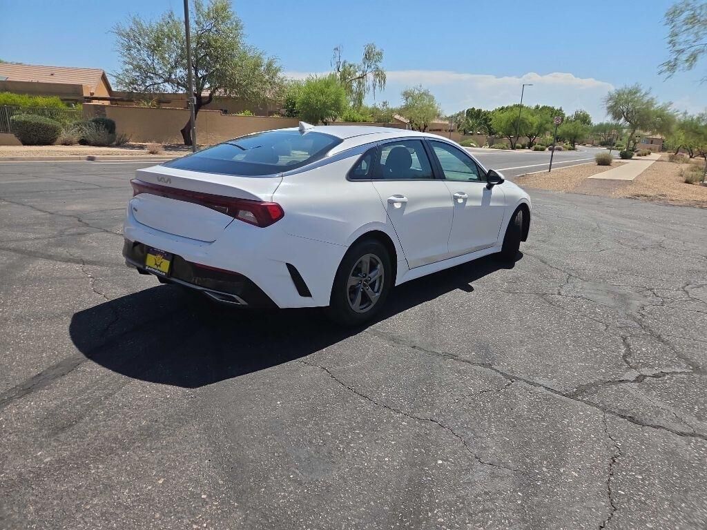 2022 KIA K5