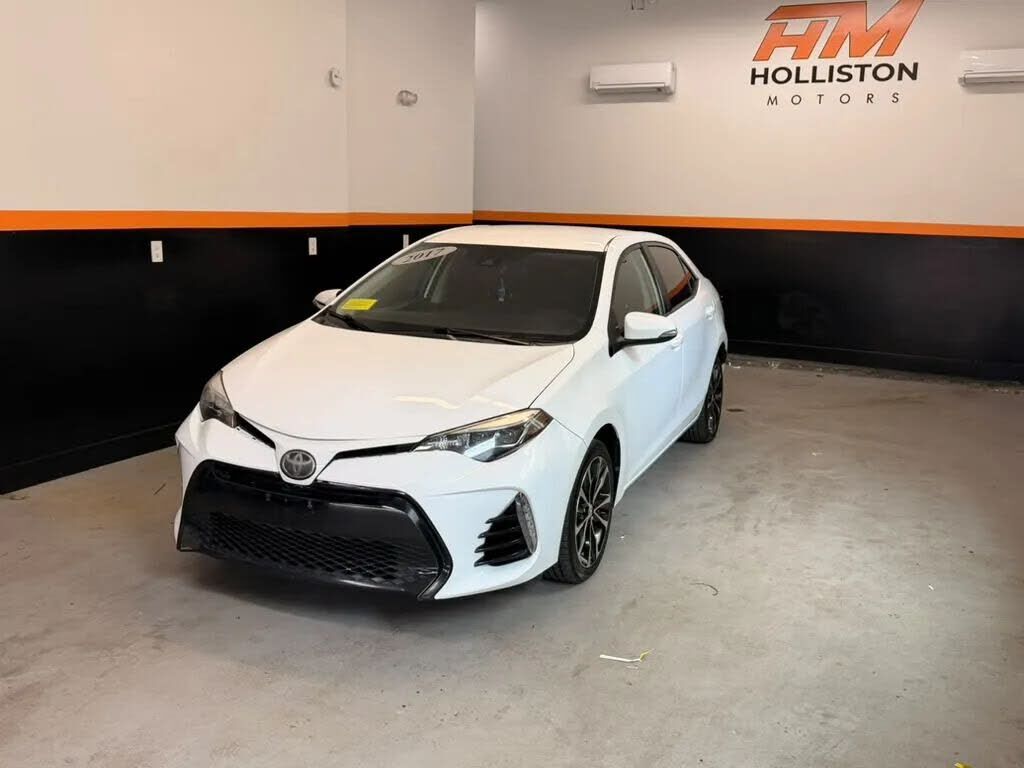 2017 TOYOTA Corolla