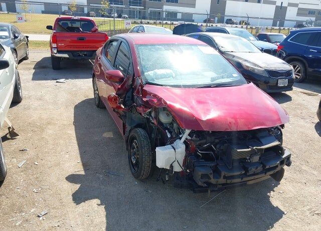 2025 NISSAN Versa