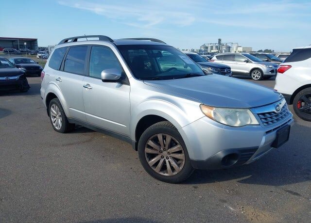 2011 SUBARU Forester