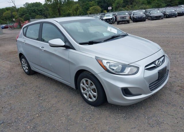 2014 HYUNDAI Accent