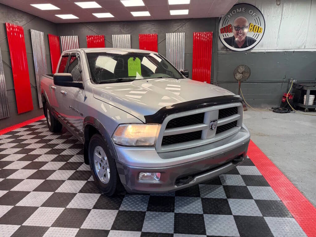 2011 DODGE Ram