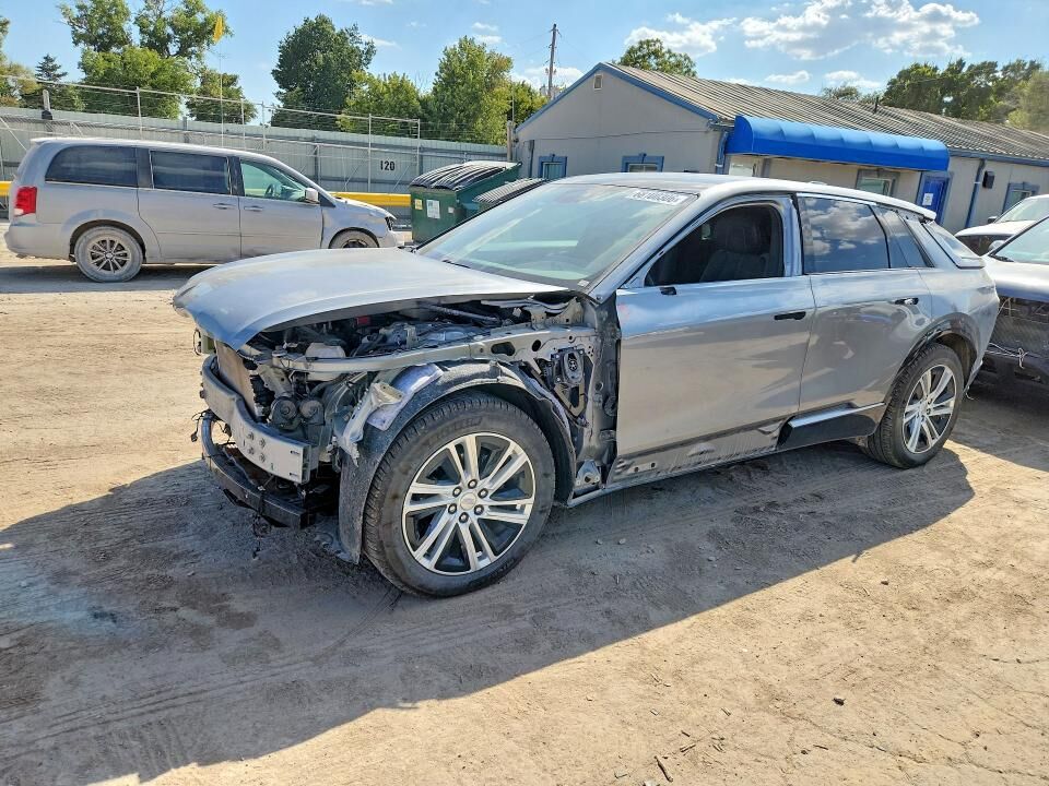2024 CADILLAC Lyriq