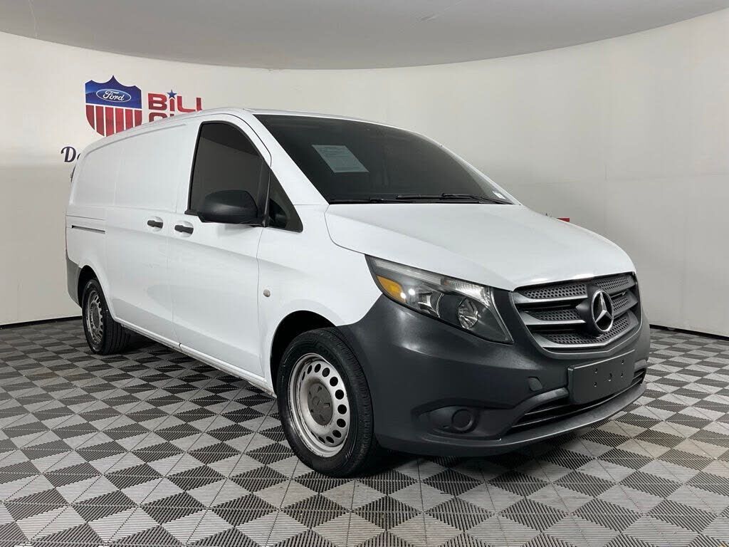 2020 MERCEDES-BENZ METRIS