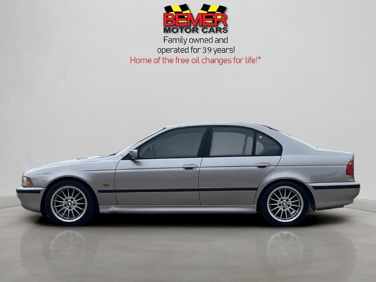 1999 BMW 540i