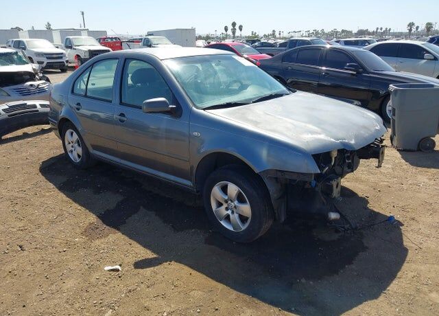 2003 VOLKSWAGEN Jetta