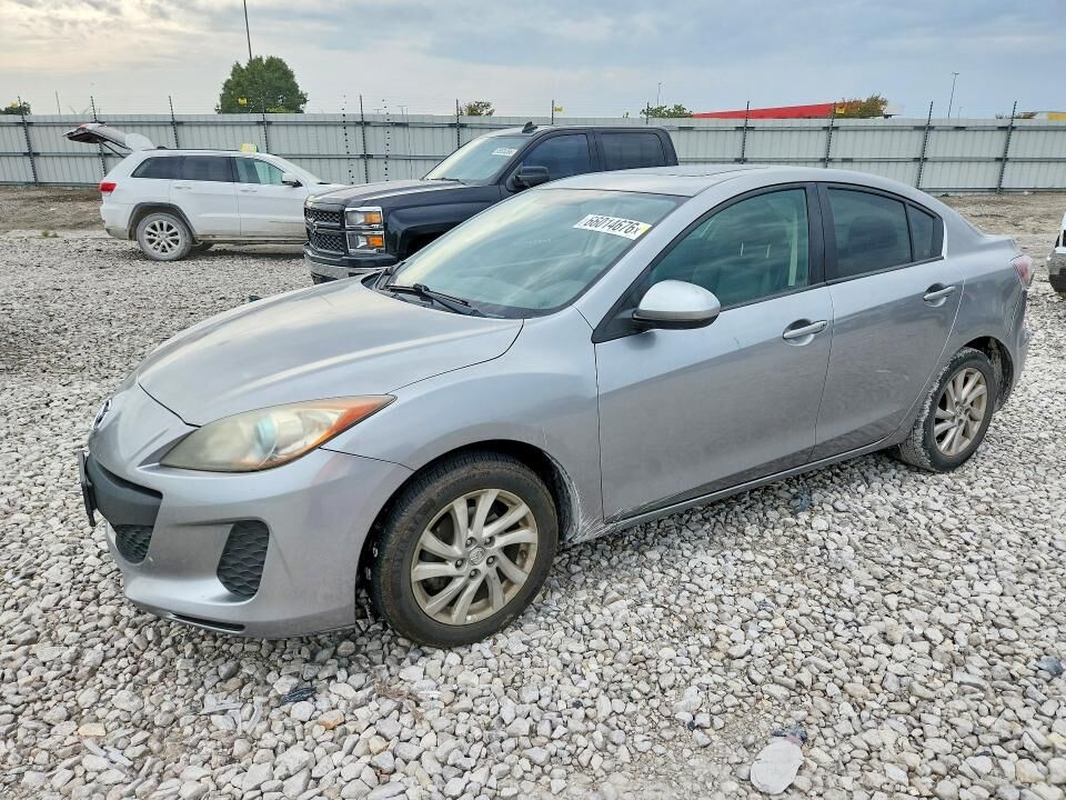 2012 MAZDA Mazda3