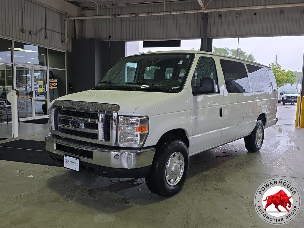 2013 FORD E-350