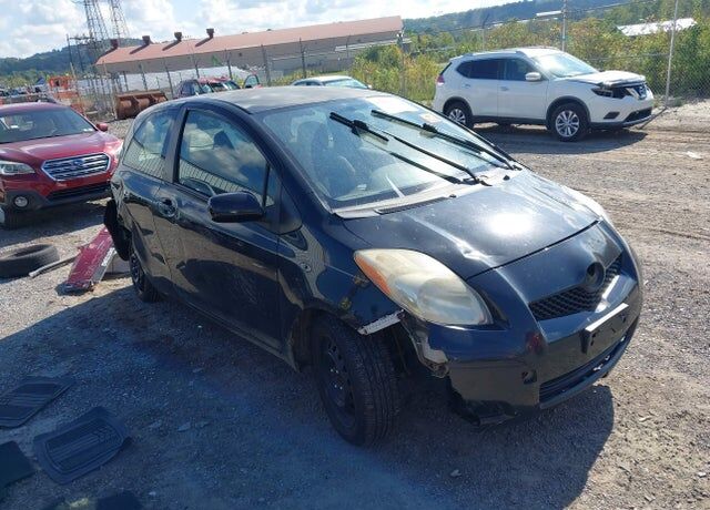 2011 TOYOTA Yaris