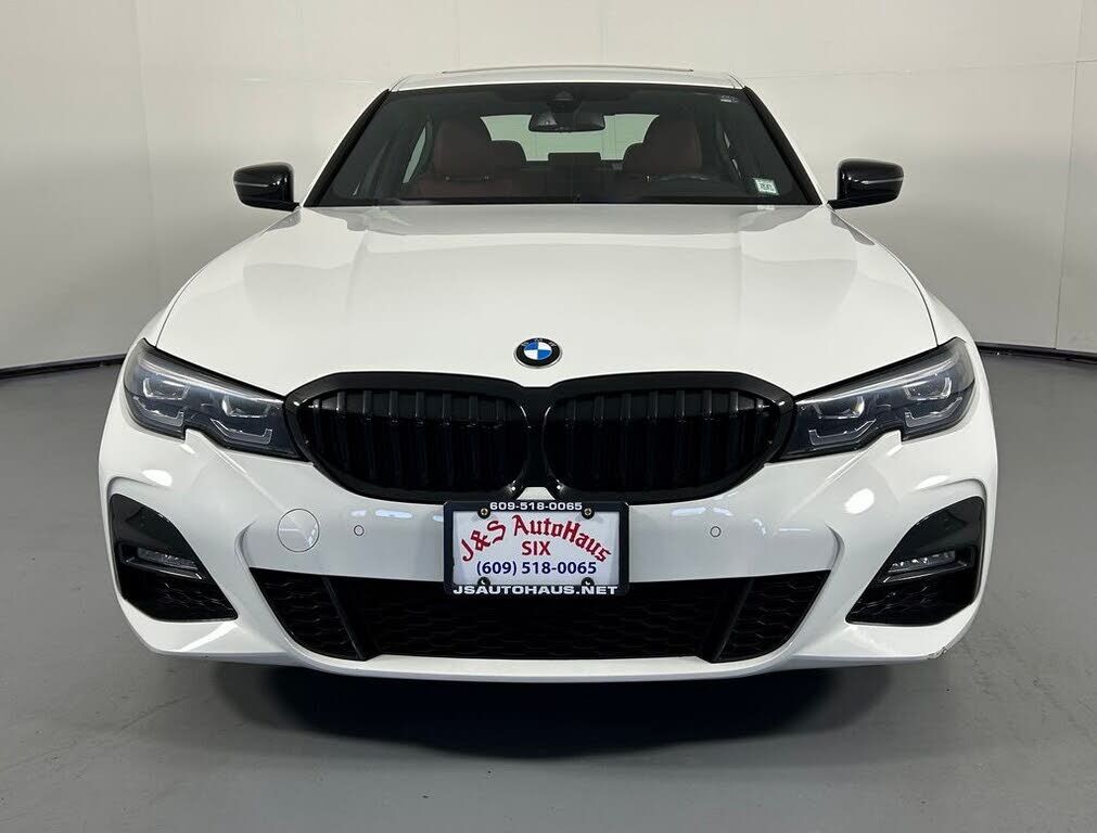 2022 BMW 330i