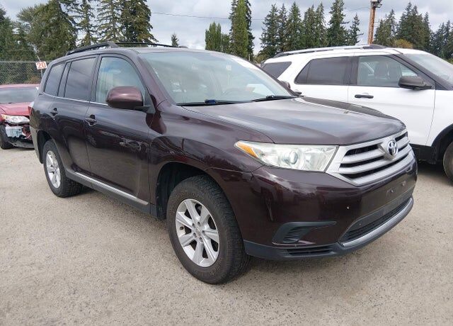 2013 TOYOTA Highlander