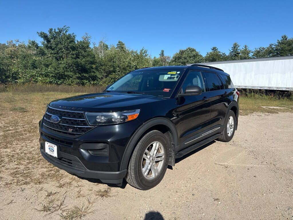 2021 FORD Explorer