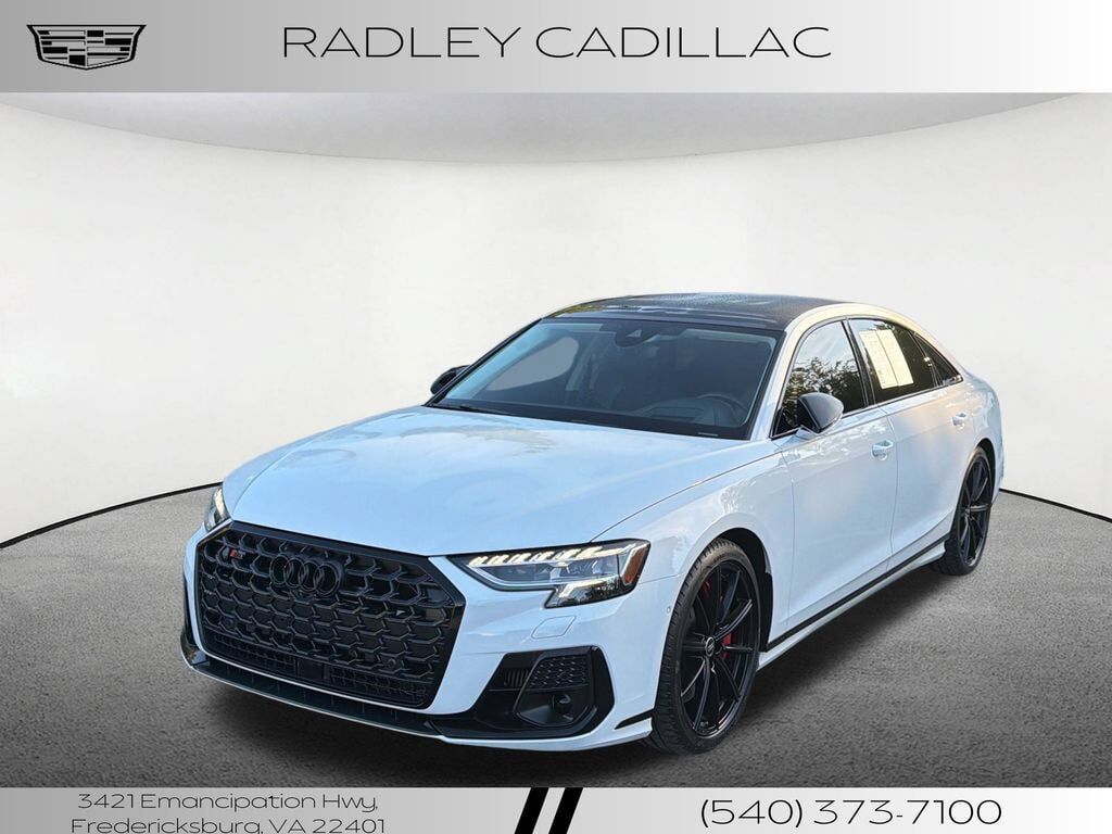 2022 AUDI S8
