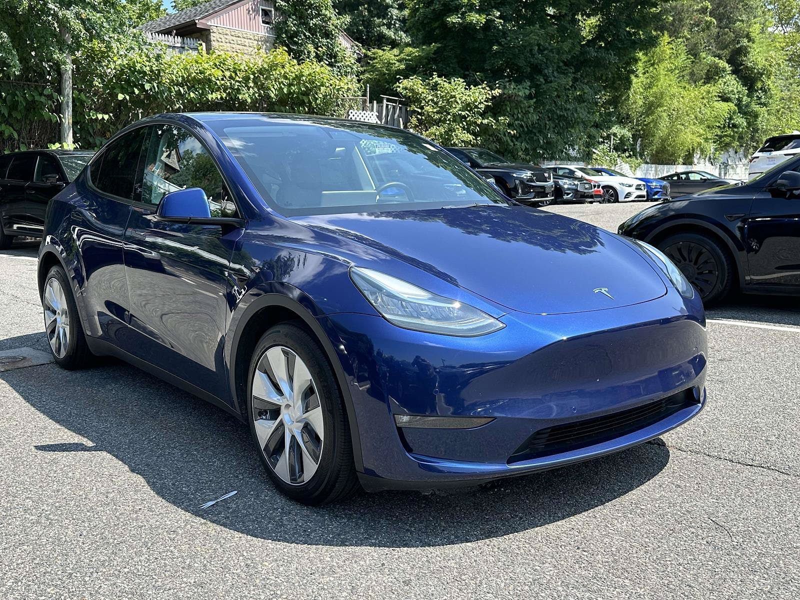 2021 TESLA Model Y