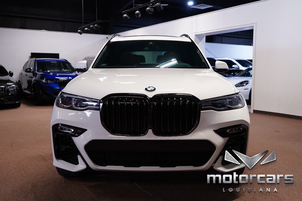2021 BMW X7