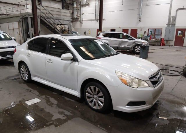 2011 SUBARU Legacy