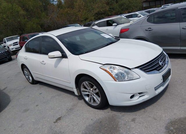2010 NISSAN Altima