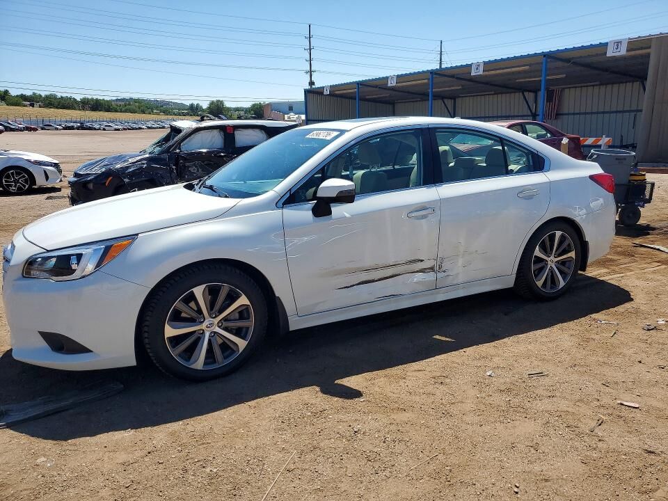 2016 SUBARU Legacy