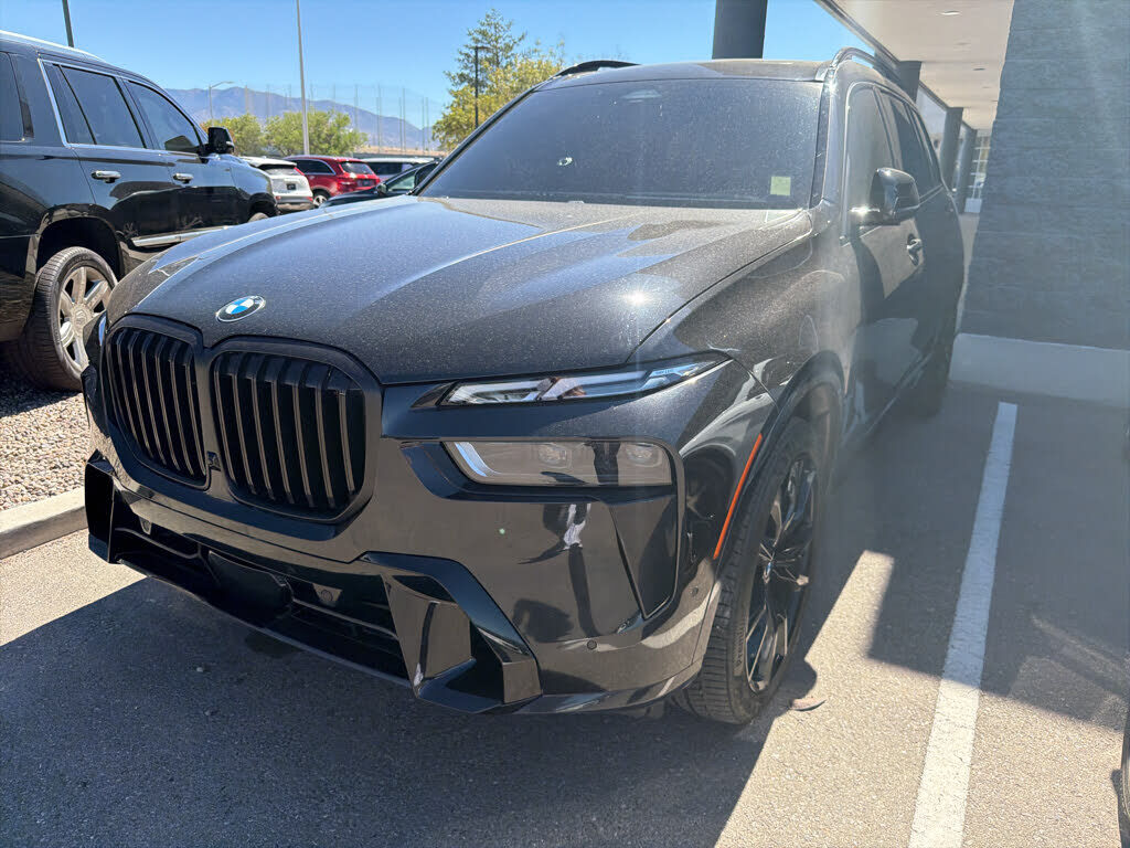 2024 BMW X7