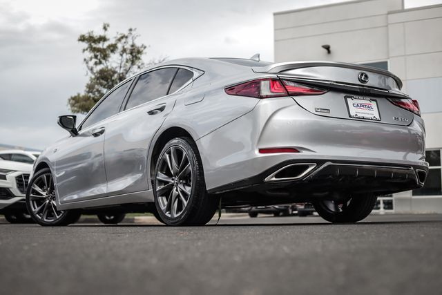 2019 Lexus ES