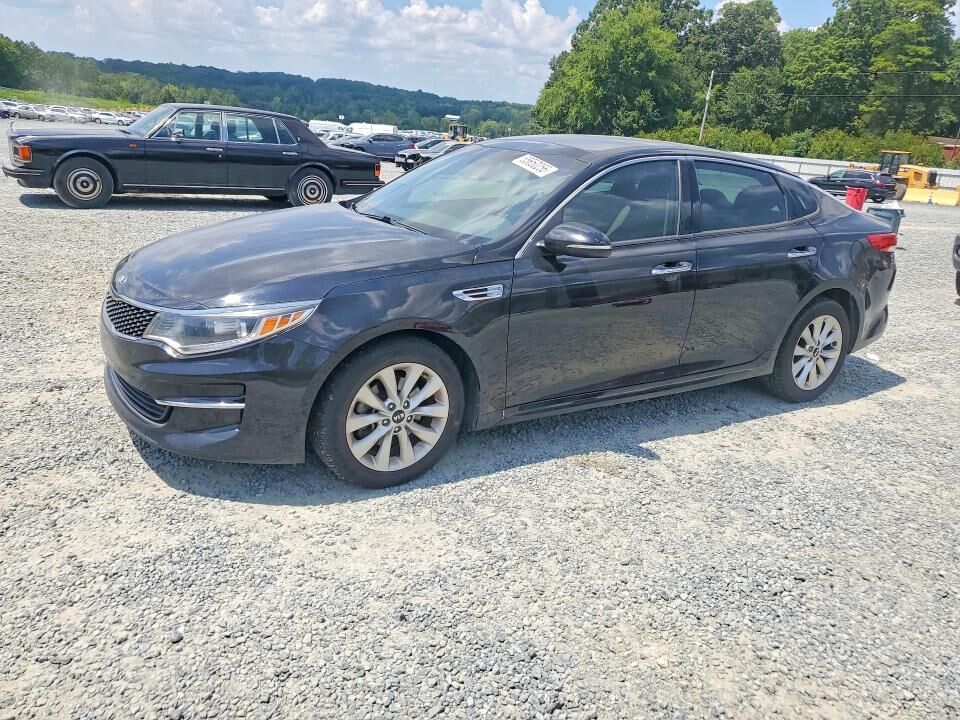 2018 KIA Optima
