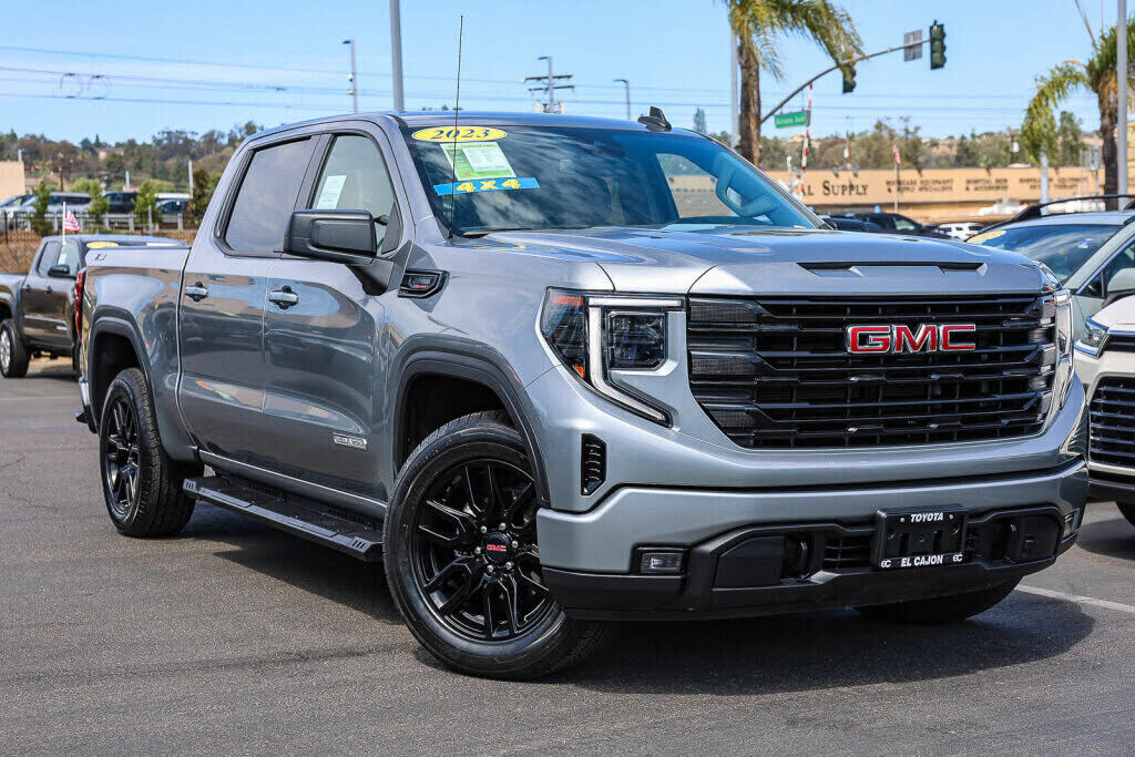 2023 GMC Sierra
