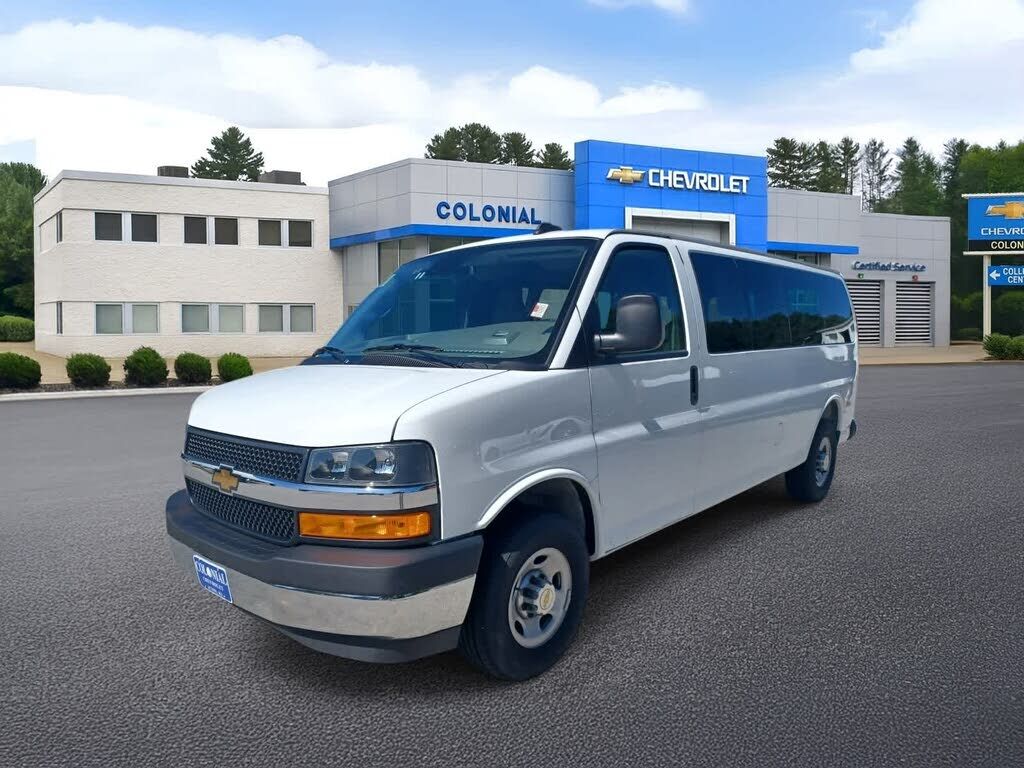 2025 CHEVROLET Express