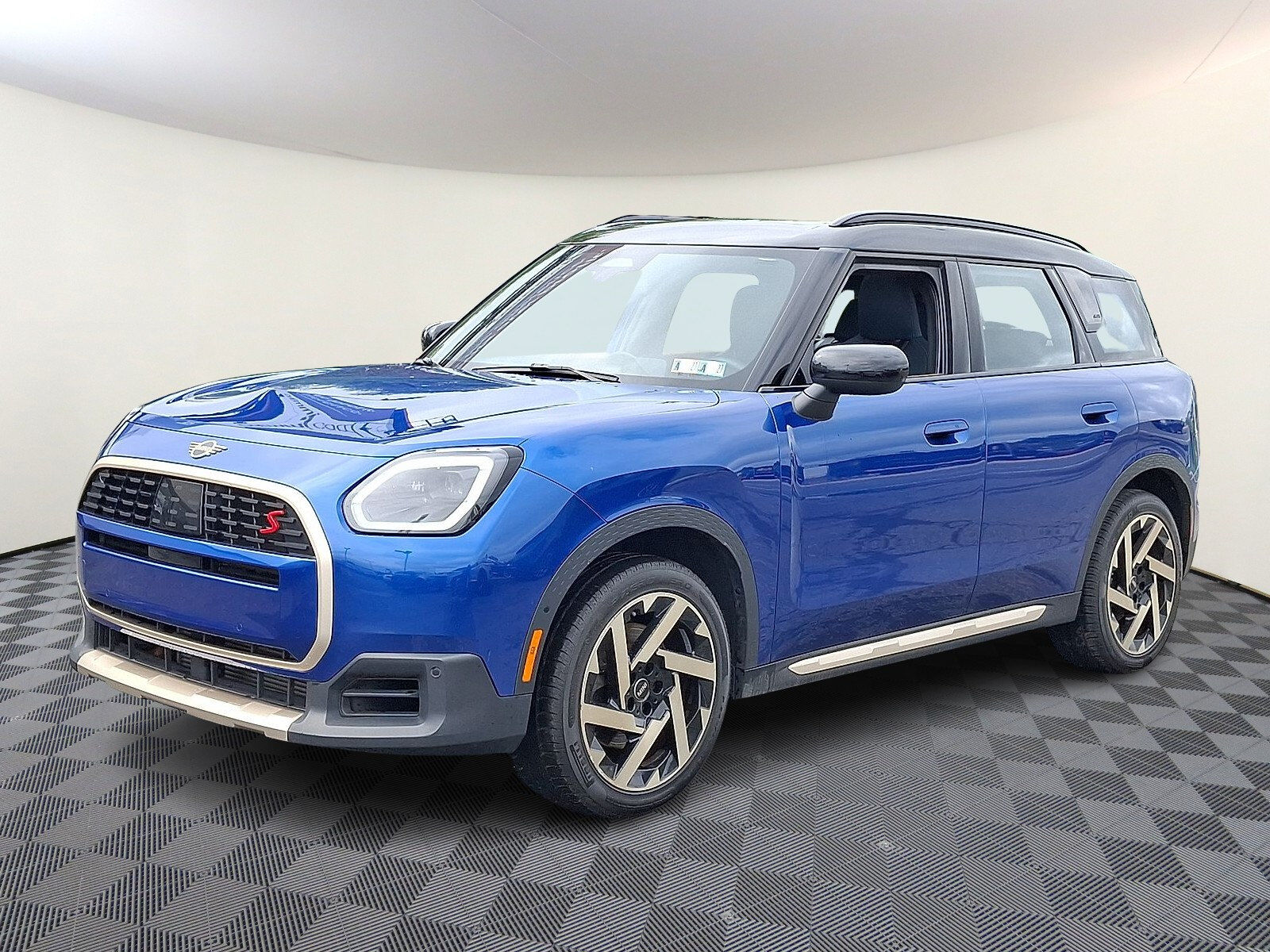 2025 MINI Countryman