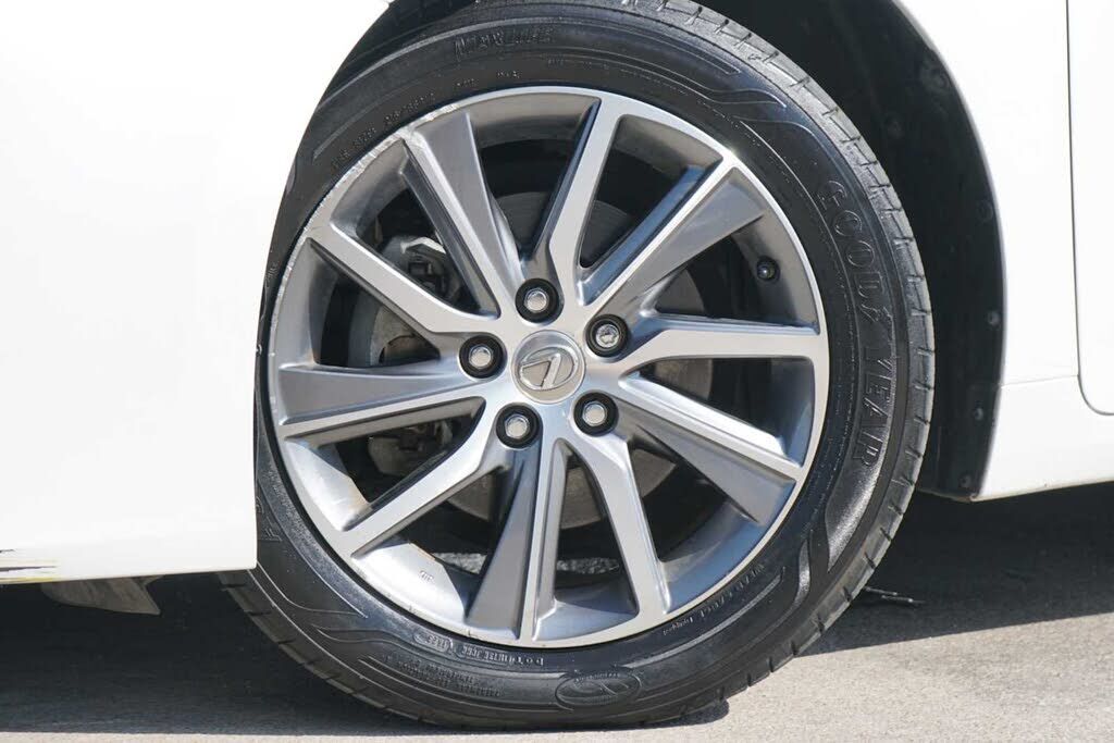 2016 Lexus ES