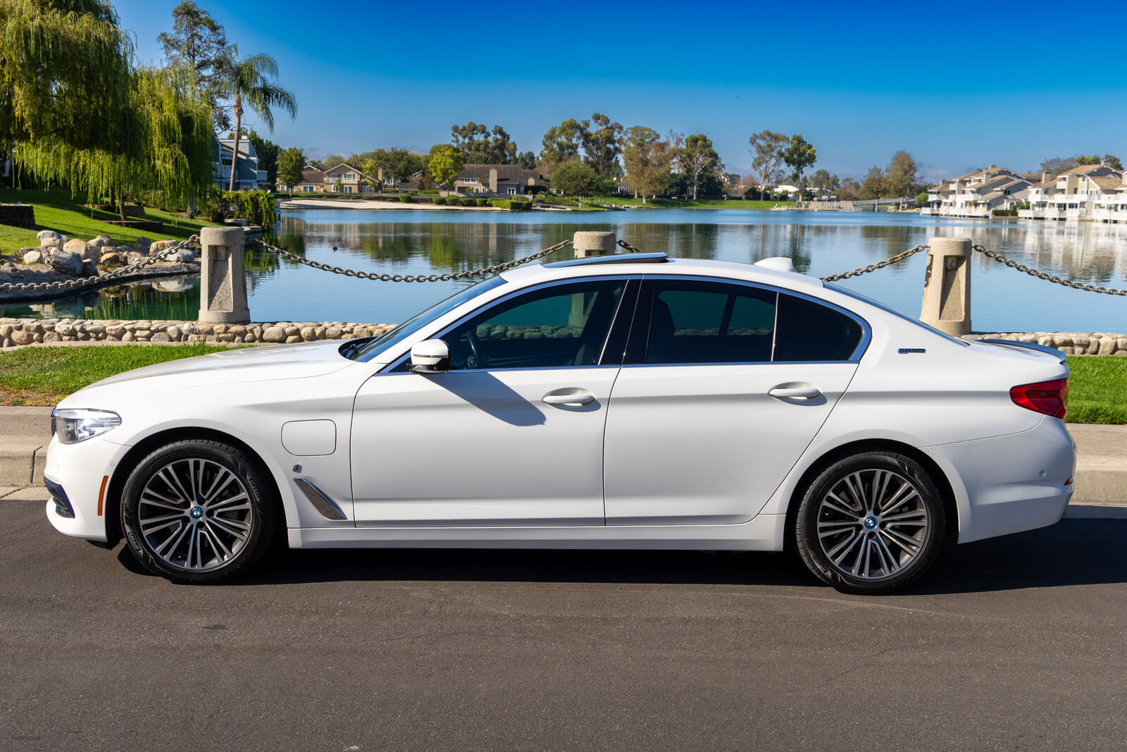 2019 BMW 530e