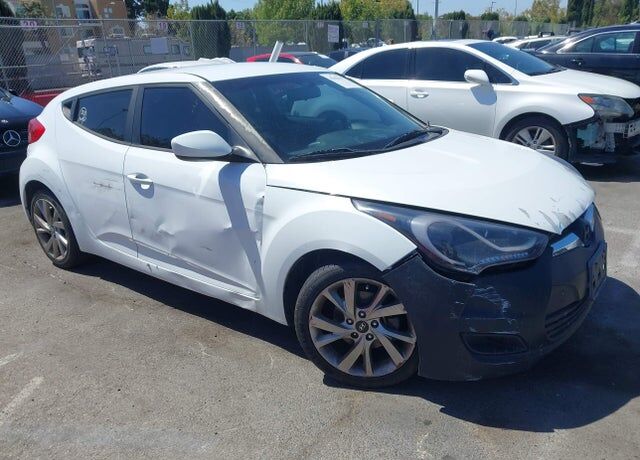 2016 HYUNDAI Veloster