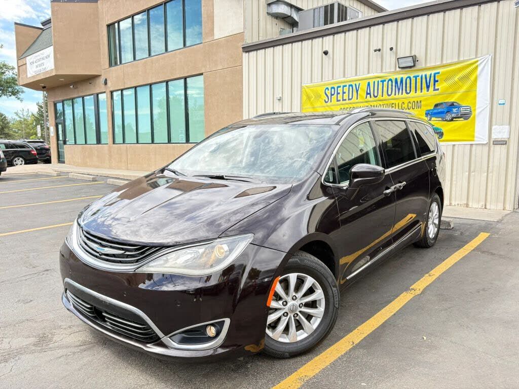 2018 CHRYSLER Pacifica