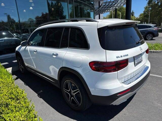 2026 Mercedes-Benz GLB-Class