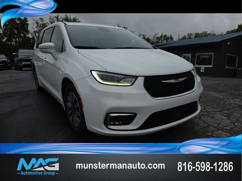 2022 CHRYSLER Pacifica