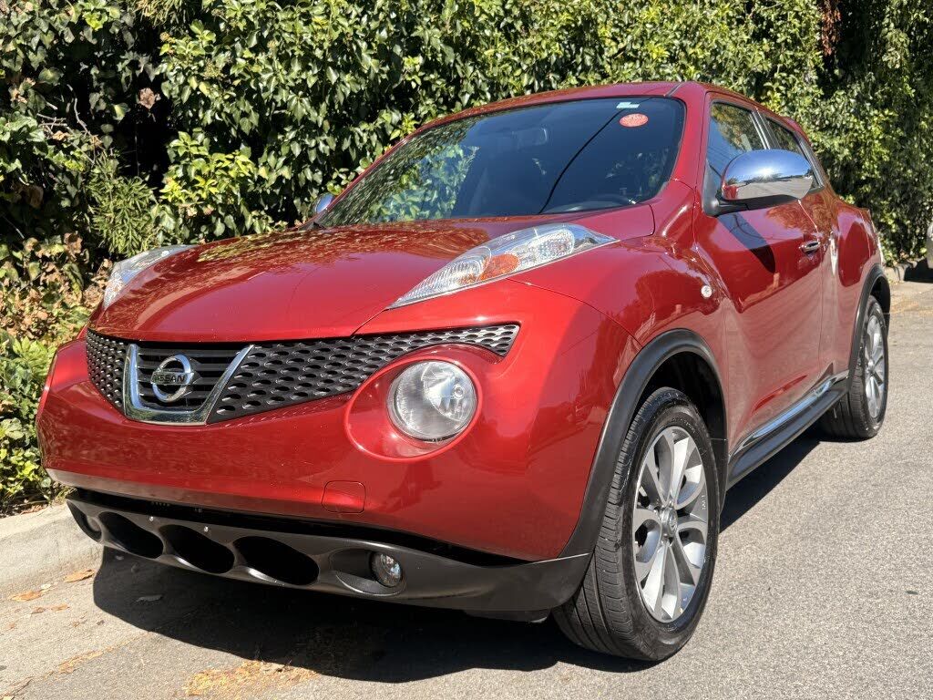 2011 NISSAN Juke