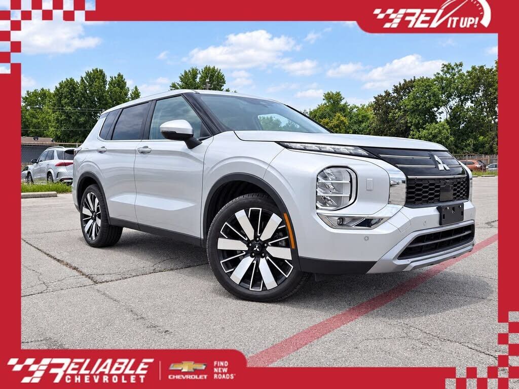 2025 MITSUBISHI Outlander