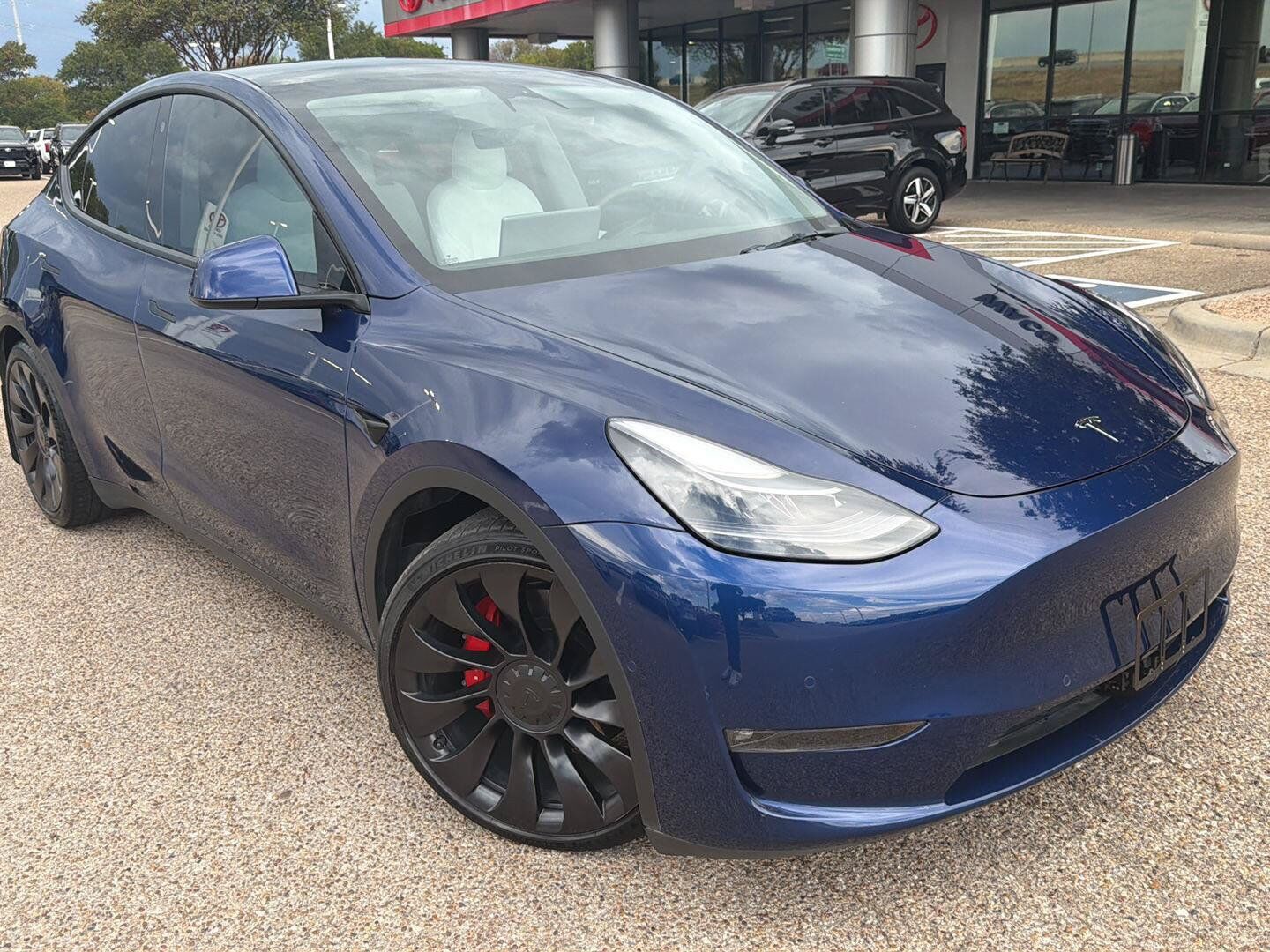 2022 TESLA Model Y
