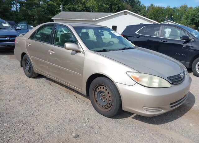 2002 TOYOTA Camry