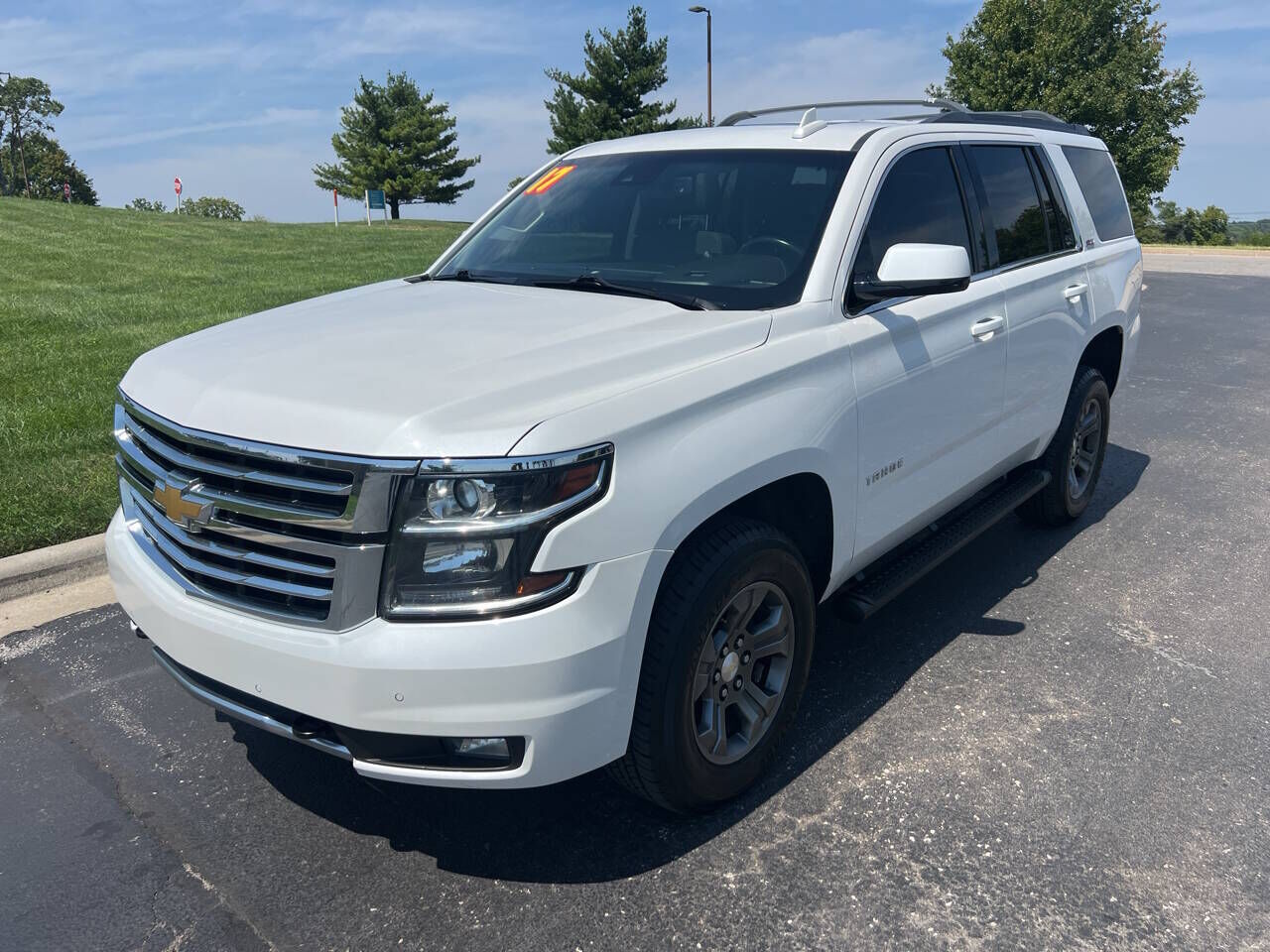 2017 CHEVROLET Tahoe