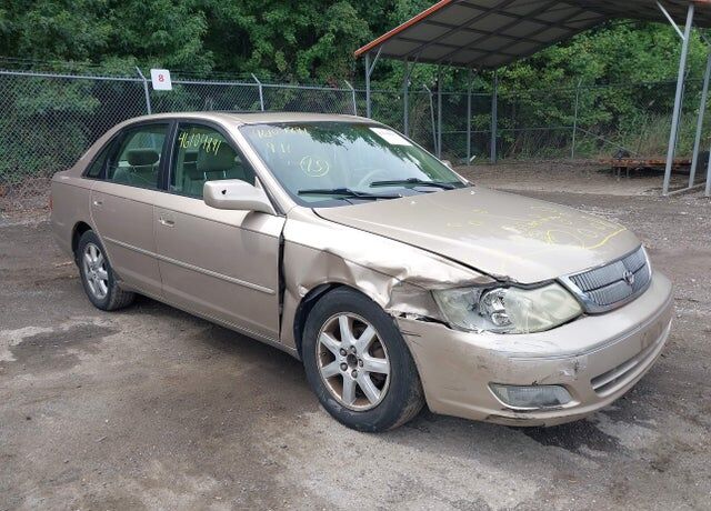 2002 TOYOTA Avalon