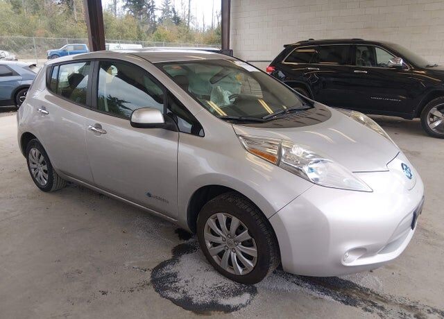 2013 NISSAN Leaf