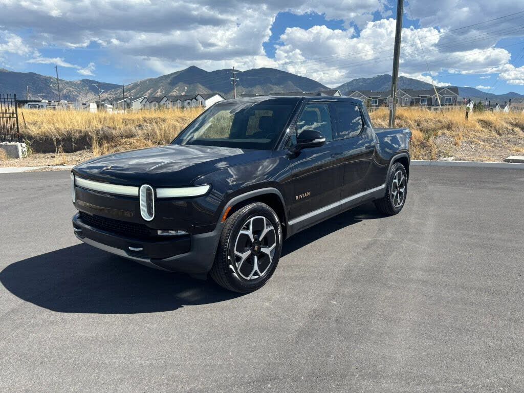2022 RIVIAN R1T