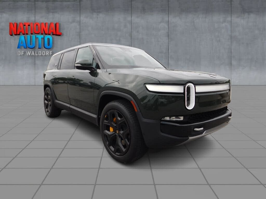 2023 RIVIAN R1S