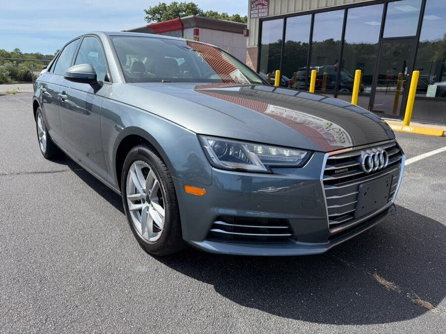 2017 AUDI A4